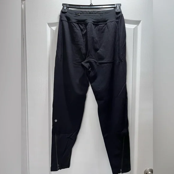Lululemon Men's Black Pants